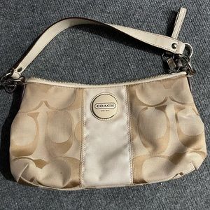 Small Coach purse beige and cream